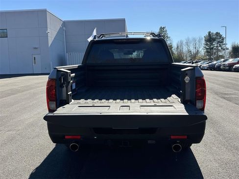 Certified 2024 Honda Ridgeline Sport image 8