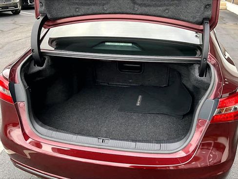 Used 2017 Toyota Avalon XLE Premium image 31