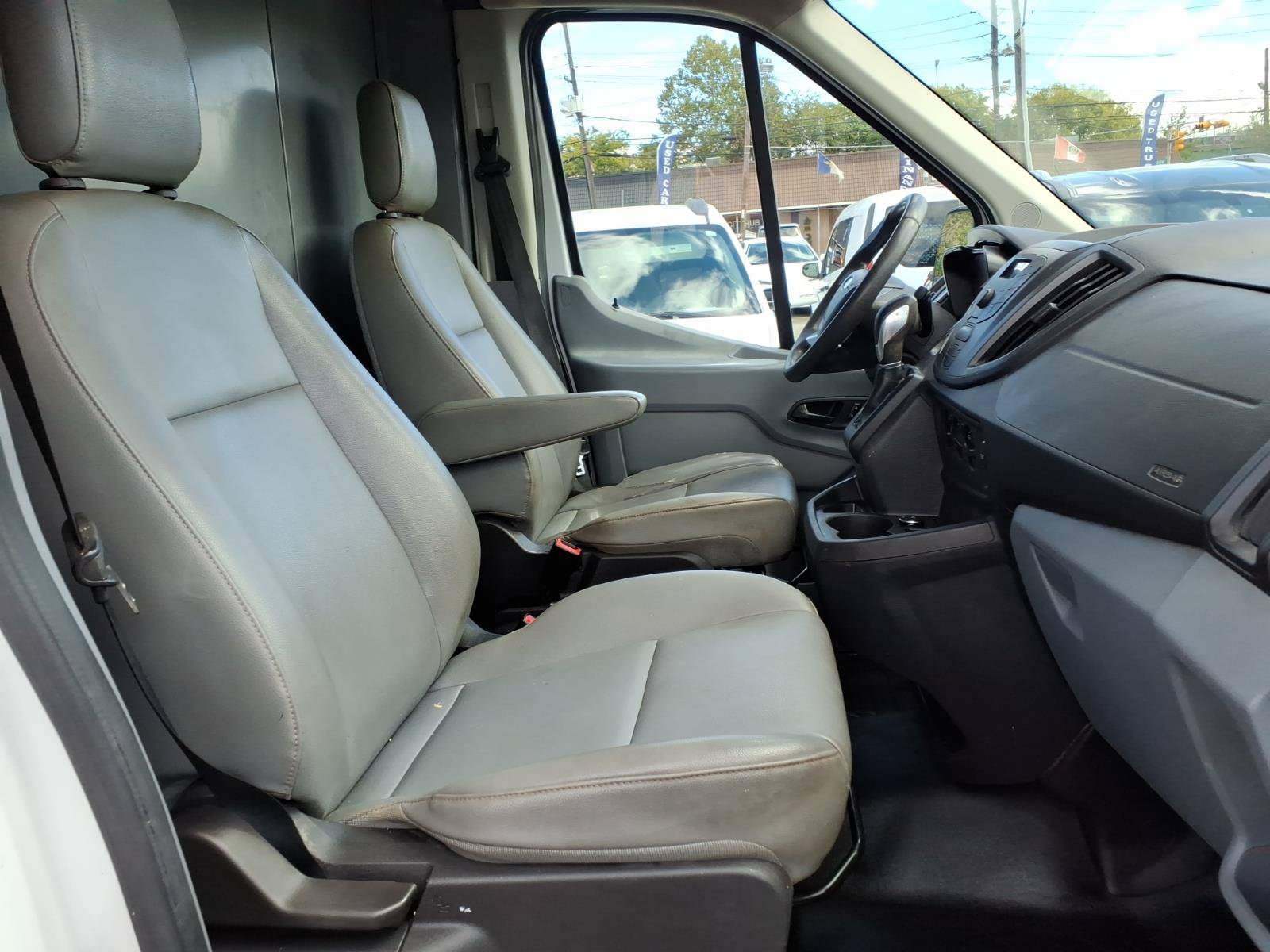 Used 2015 Ford Transit 250 148 Medium Roof RWD image 12