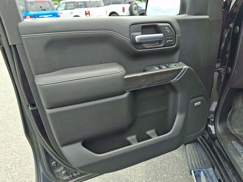 Used 2019 Chevrolet Silverado 1500 LTZ w/ LTZ Plus Package AWD/4WD image 12