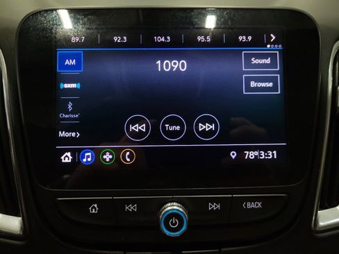 Used 2020 Chevrolet Malibu LT FWD image 25