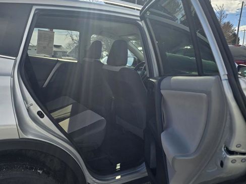 Used 2013 Toyota RAV4 LE image 10