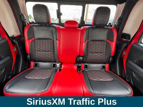 Used 2021 Jeep Gladiator Rubicon AWD/4WD image 30