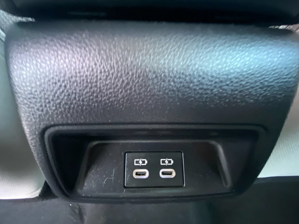 Used 2025 Toyota Corolla LE FWD image 30