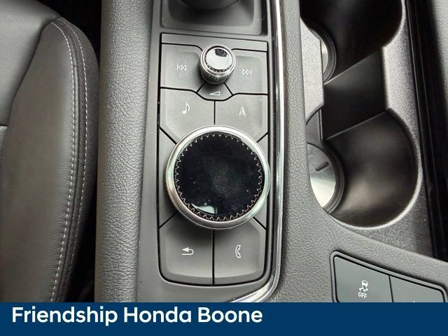 Used 2024 Cadillac XT6 Sport w/ Technology Package AWD/4WD image 37
