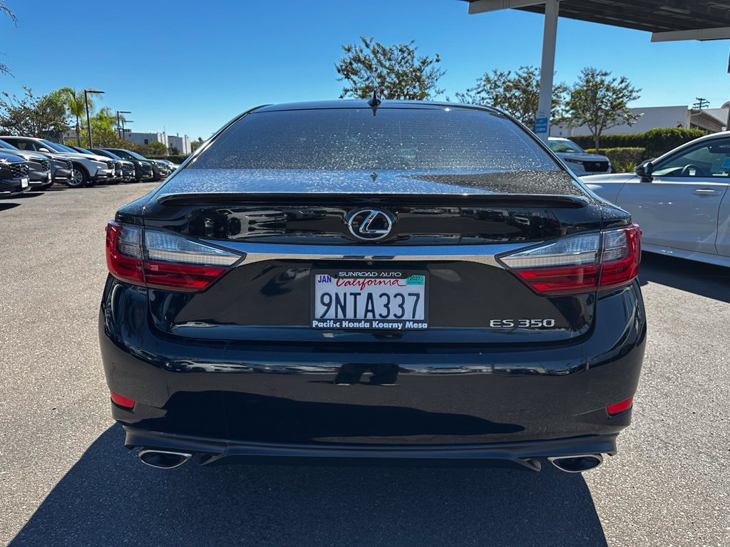 Used 2016 Lexus ES 350 w/ Premium Package w/Wood Trim FWD image 8