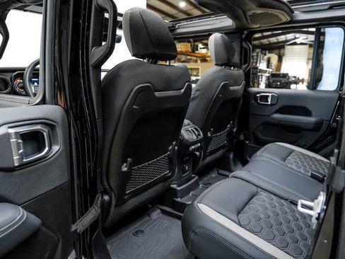 Used 2025 Jeep Wrangler Unlimited Rubicon 392 image 98