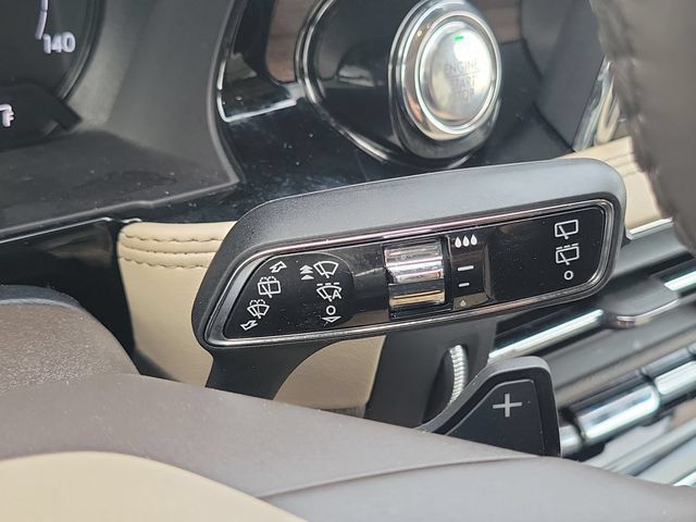 Used 2020 Lincoln Corsair Reserve w/ Equipment Group 201A AWD/4WD image 25
