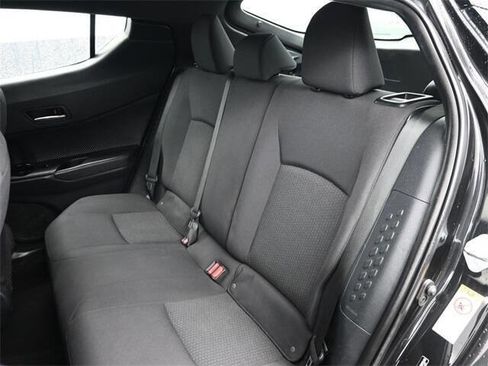 Used 2019 Toyota C-HR LE image 9