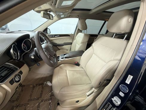 Used 2015 Mercedes-Benz GL 450 4MATIC image 13