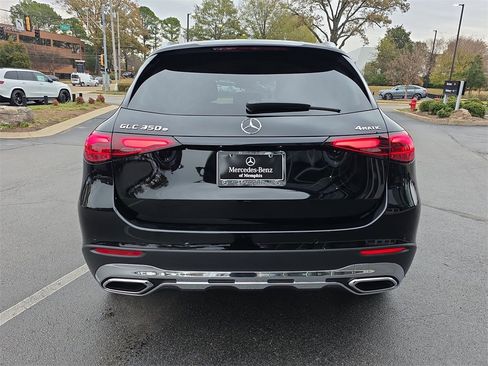 Certified 2025 Mercedes-Benz GLC 350e 4MATIC image 4