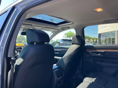 Used 2022 Honda CR-V Touring image 9