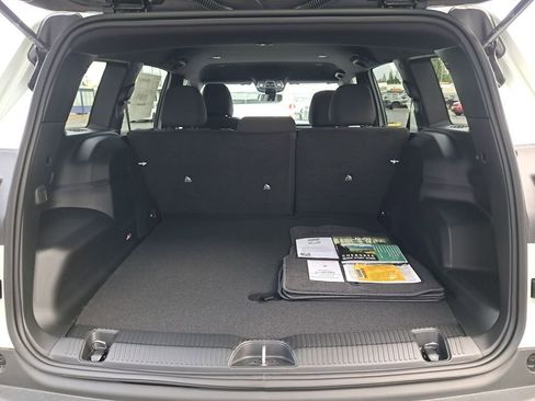 New 2026 Jeep Cherokee Laredo AWD/4WD image 28