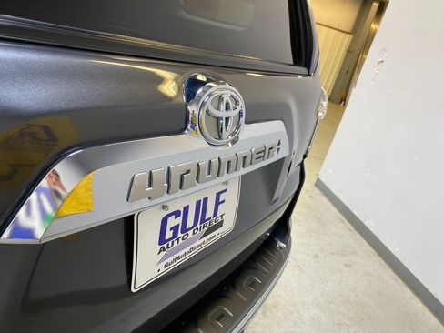 Used 2023 Toyota 4Runner Limited AWD/4WD image 17