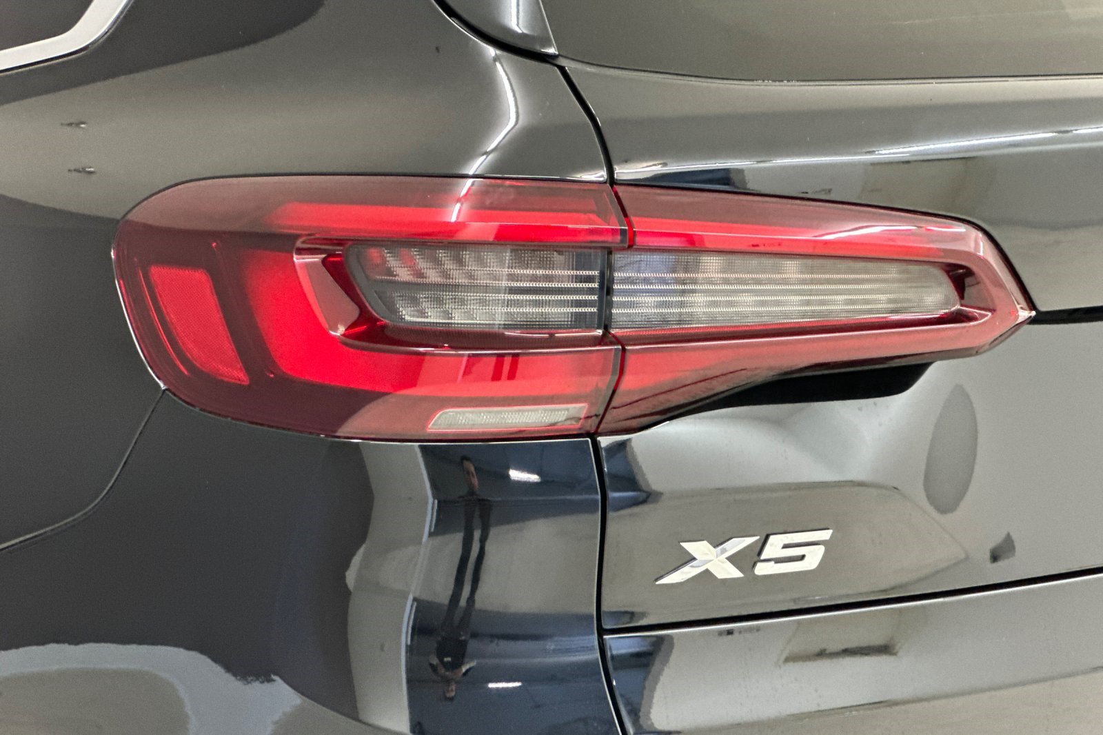 Certified 2023 BMW X5 xDrive40i w/ Premium Package AWD/4WD image 31