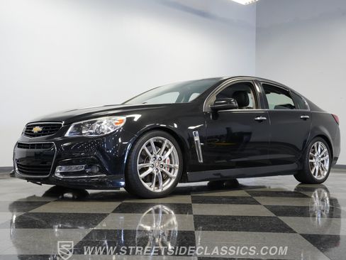 Used 2014 Chevrolet SS RWD image 22