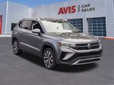 Used 2024 Volkswagen Taos SE image 3