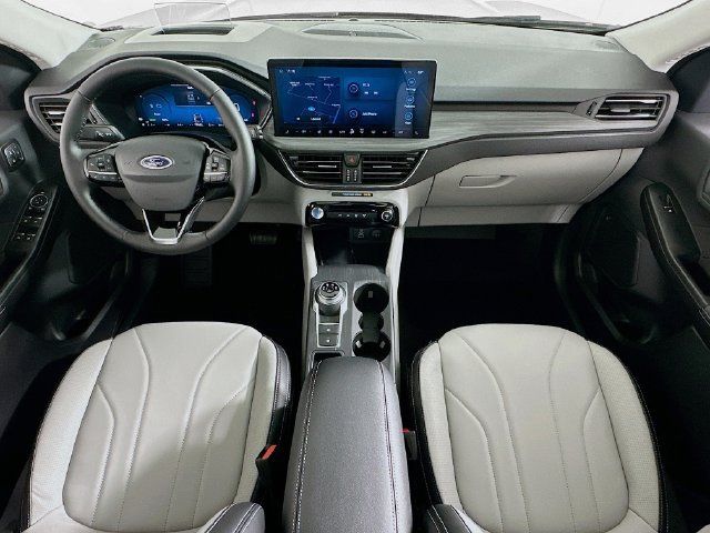 Used 2025 Ford Escape SE w/ PHEV Premium Package FWD image 13