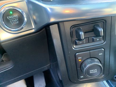 Used 2022 Ford F150 Lariat w/ Equipment Group 502A High image 14