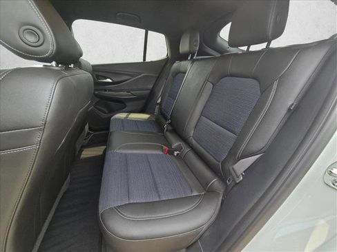 Used 2025 Buick Envista Preferred FWD image 16