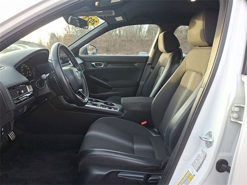 Used 2023 Honda Civic Sport image 13
