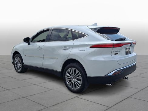 Used 2023 Toyota Venza Limited image 4