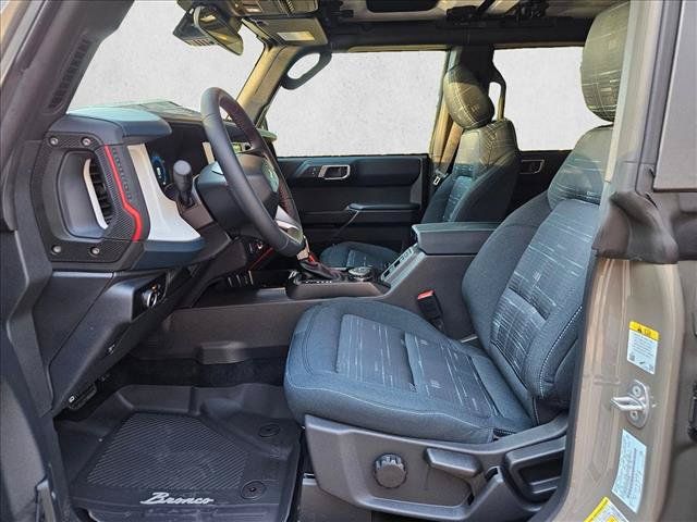 New 2026 Ford Bronco Heritage Edition AWD/4WD image 4