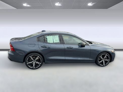 Certified 2023 Volvo S60 B5 Plus image 8