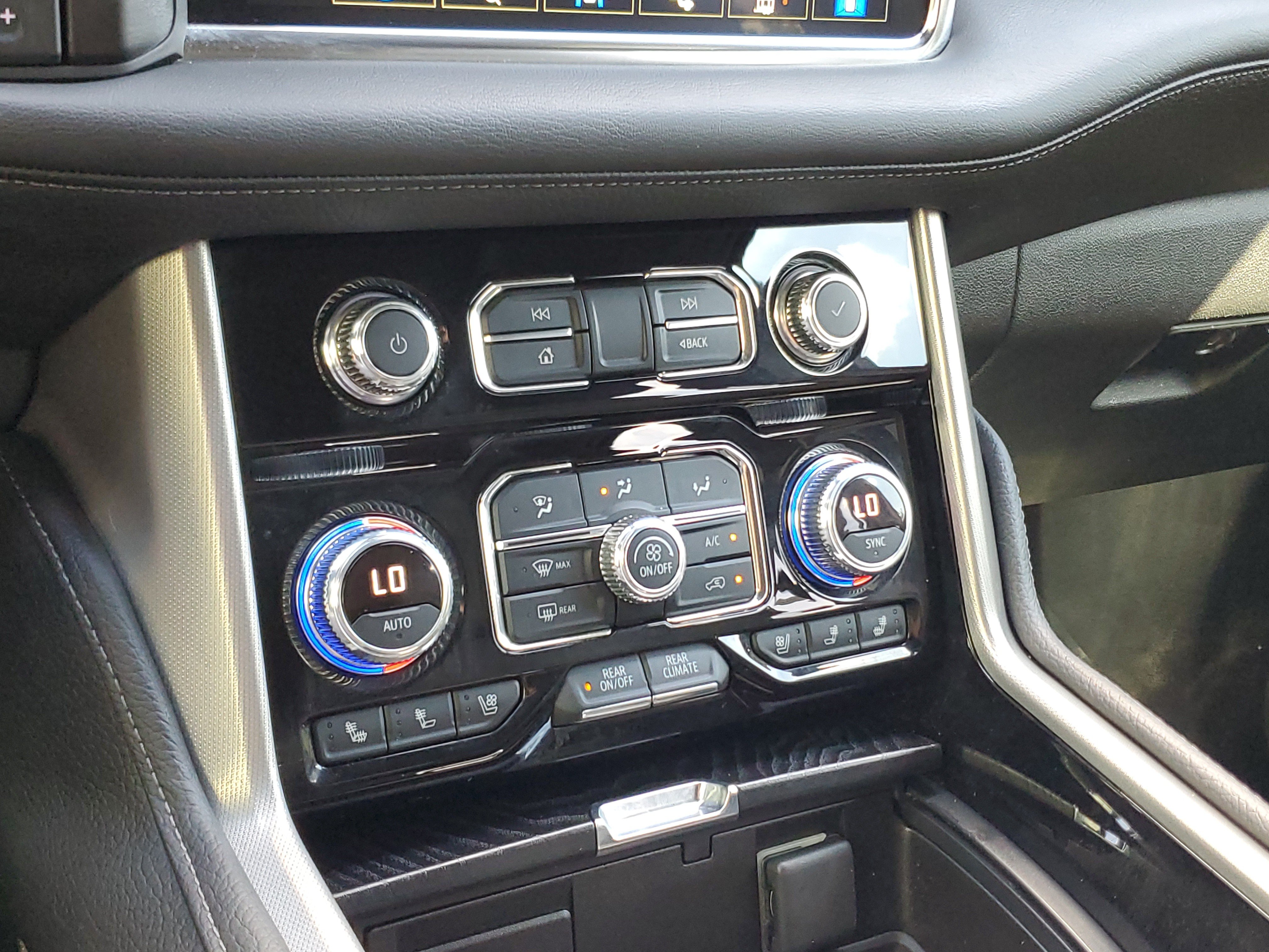 Used 2022 GMC Yukon XL Denali RWD image 30