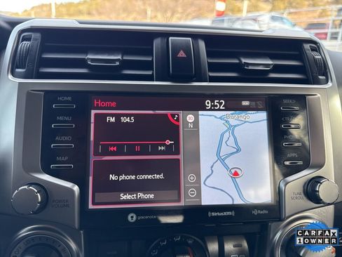 Used 2024 Toyota 4Runner SR5 Premium image 4