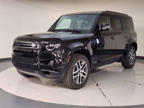 New 2026 Land Rover Defender 110 X-Dynamic SE image 1