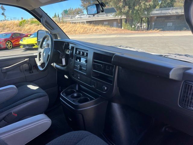 Used 2025 Chevrolet Express 2500 w/ Driver Convenience Package RWD image 21