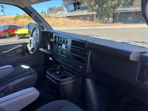 Used 2025 Chevrolet Express 2500 w/ Driver Convenience Package RWD image 21