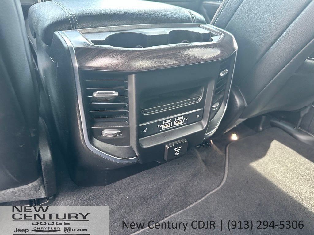 Used 2026 RAM 1500 Laramie AWD/4WD image 16