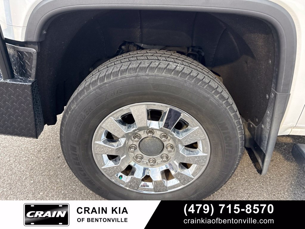 Used 2019 GMC Sierra 3500 Denali w/ Duramax Plus Package AWD/4WD image 19
