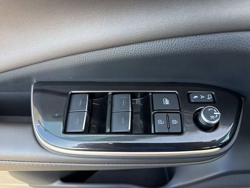 Used 2026 Toyota Crown Nightshade image 30