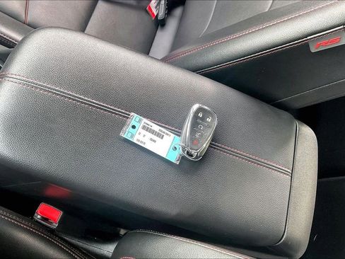 Certified 2023 Chevrolet Equinox RS w/ RS Leather Package image 30