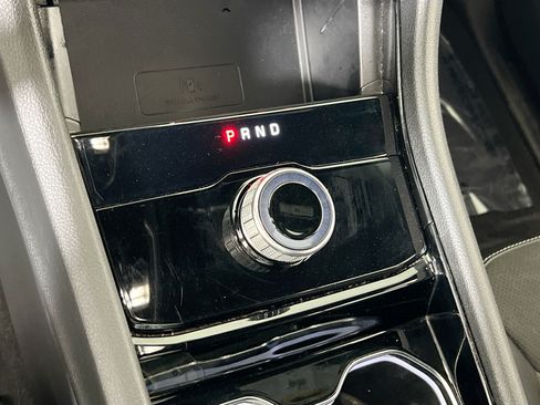 Used 2023 Jeep Grand Cherokee L Laredo AWD/4WD image 16