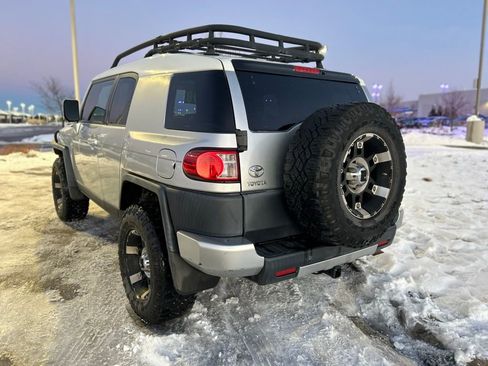 Used 2008 Toyota FJ Cruiser 4WD image 5