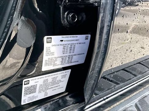 Used 2024 GMC Sierra 1500 AT4 w/ Technology Package AWD/4WD image 16