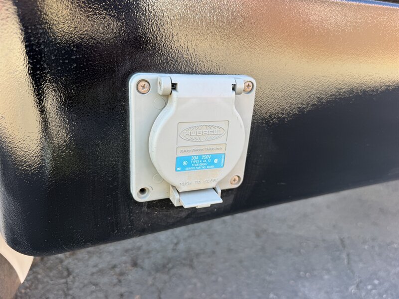 Used 2022 Ford Transit 350 w/ Upfitter Package RWD image 7