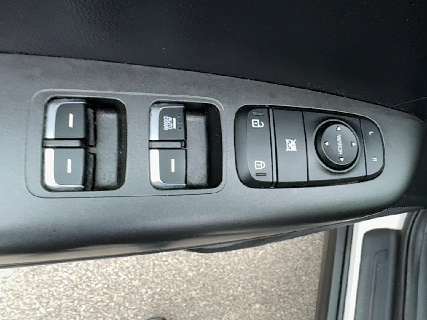 Used 2019 Kia Sportage LX AWD/4WD image 31