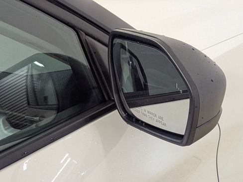 New 2026 Ford Explorer Active w/ Active Comfort Package image 20