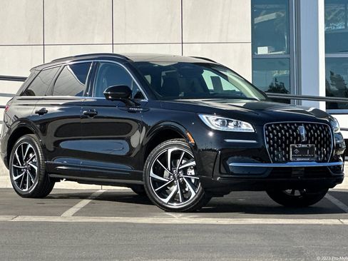 New 2025 Lincoln Corsair Grand Touring w/ Equipment Group 301A image 1