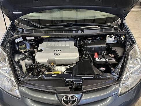 Used 2007 Toyota Sienna LE image 9
