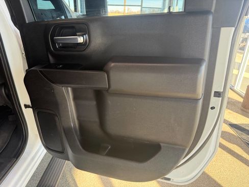 Used 2022 GMC Sierra 2500 Pro w/ Gooseneck/5TH Wheel Package image 28