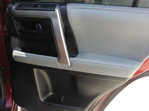 Used 2012 Toyota 4Runner SR5 AWD/4WD image 16