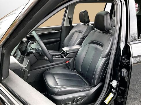 Used 2021 Jeep Grand Cherokee L Limited image 20