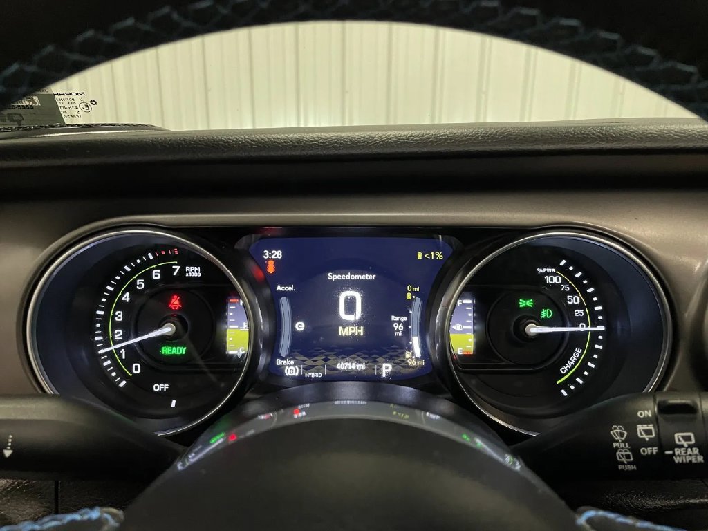 Used 2022 Jeep Wrangler Unlimited Rubicon 4xe AWD/4WD image 27