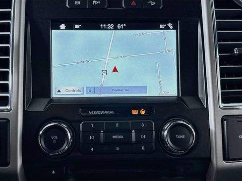 Used 2017 Ford F250 Lariat w/ Chrome Package AWD/4WD image 29